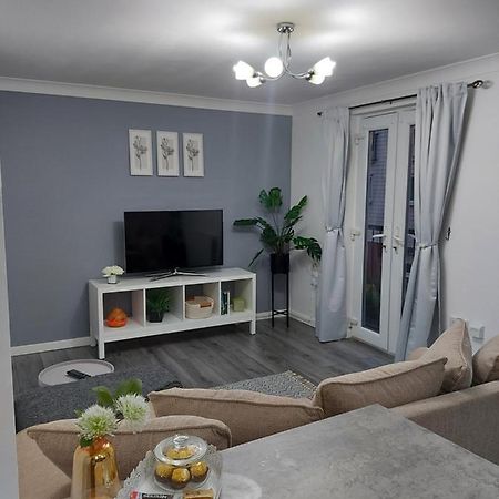 Lovely 1-Bedroom Condo With Parking On Premises Minworth Экстерьер фото