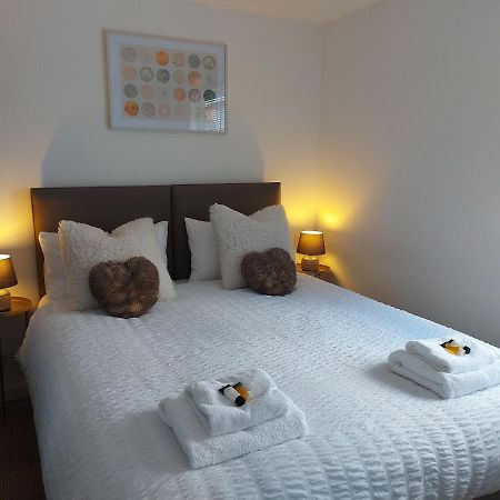 Lovely 1-Bedroom Condo With Parking On Premises Minworth Экстерьер фото